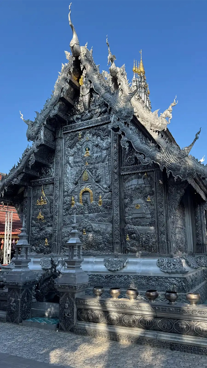 Серебряный храм - Ват Сри Супхан (Wat Sri Suphan)
