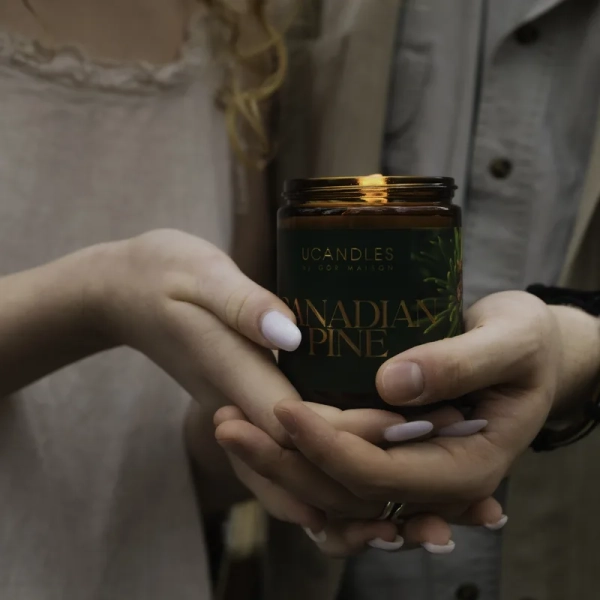 Свеча Canadian Pine Essential Collection 190г — Ucandles by Maison Gor